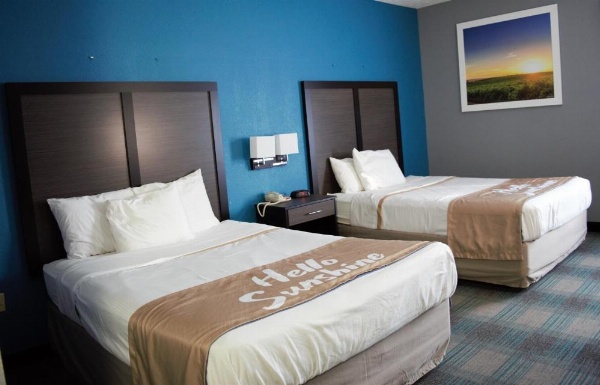 Days Inn by Wyndham Montgomery image 24